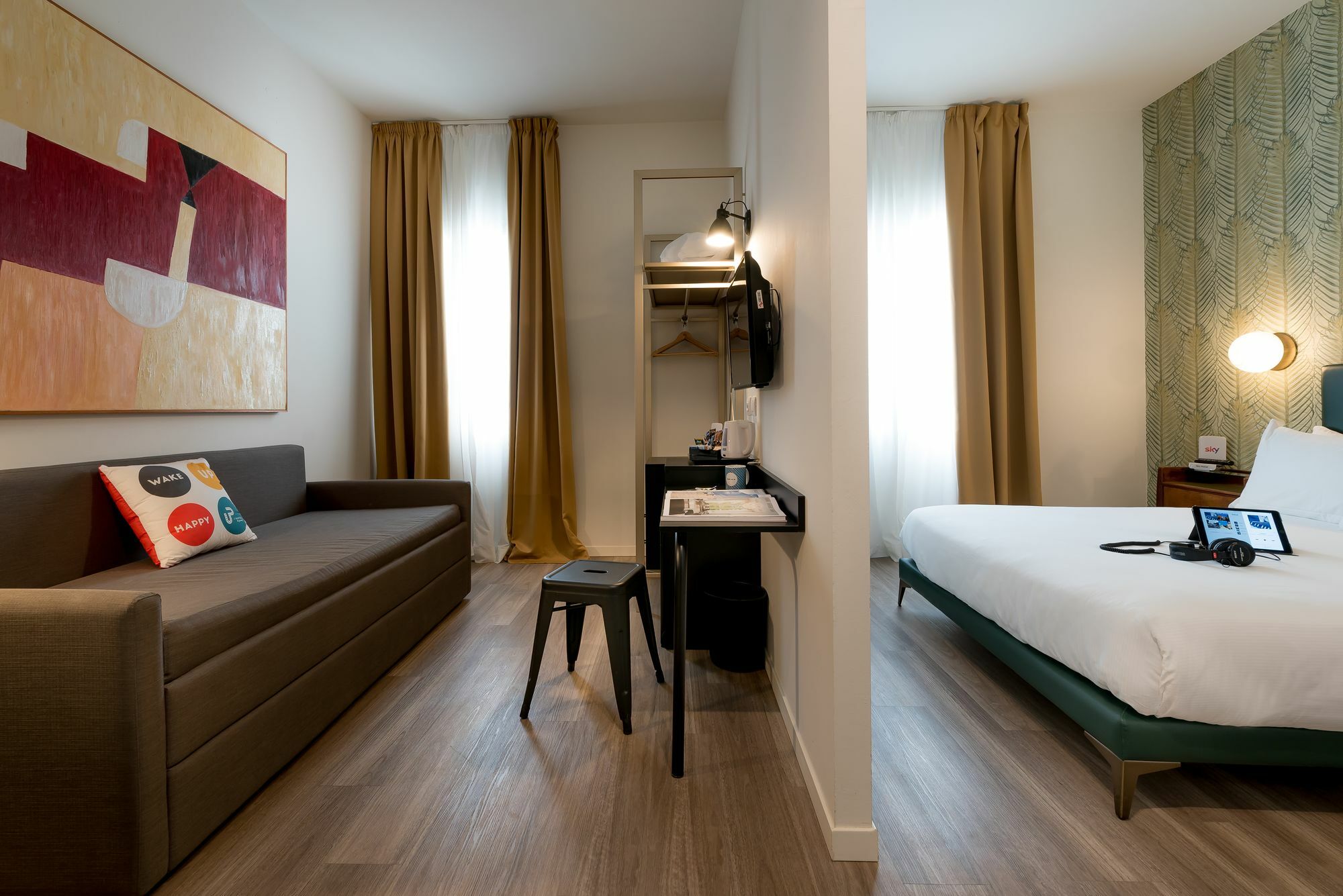 Up Hotel 3*